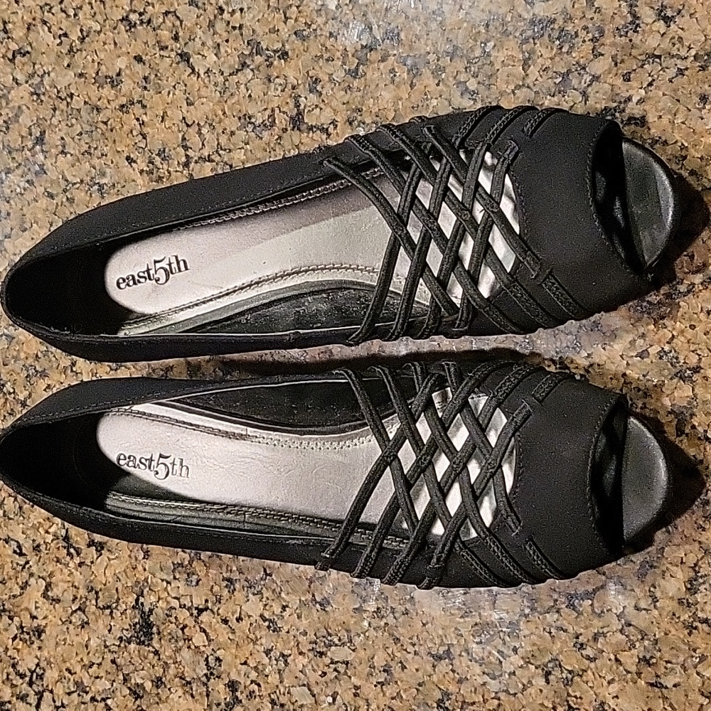 East 5th Grace Slipon Pump Heel Black Size 9